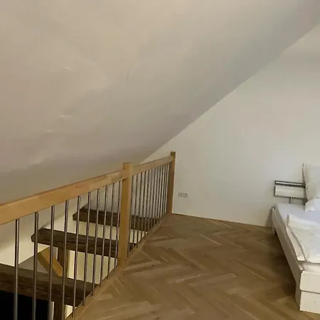 Exklusive Maisonetten Mit Gartenzugang Аугсбург
