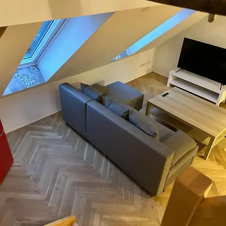Exklusive Maisonetten Mit Gartenzugang * Аугсбург