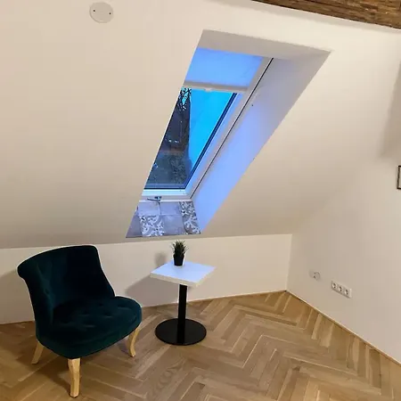 Apartment Exklusive Maisonetten Mit Gartenzugang *